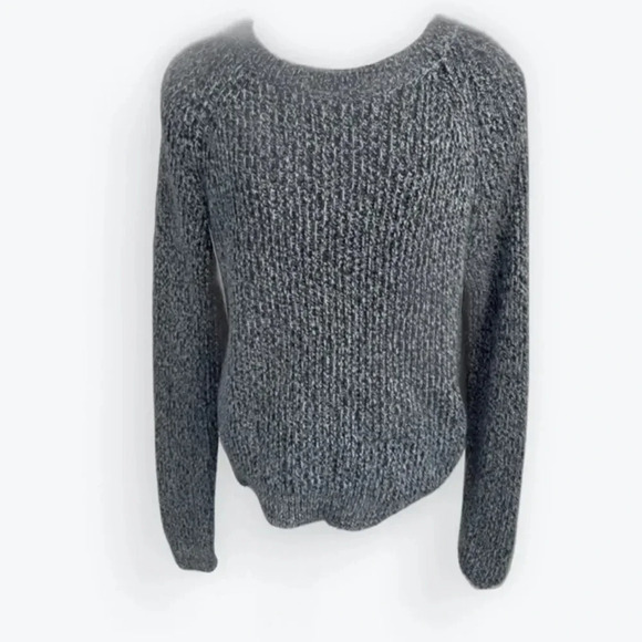 H&M Sweater - Sz Medium EUC 50% Cotton - Picture 2 of 11